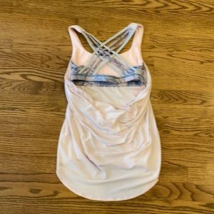 Women’s Lululemon Workout Top